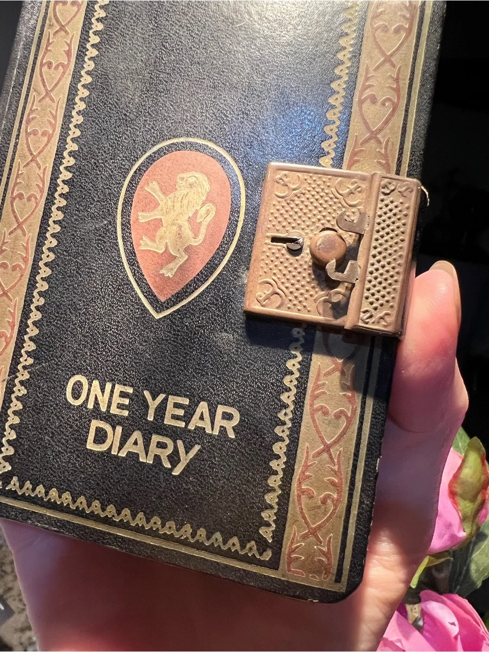 Antique One Year Diary Like new, read below